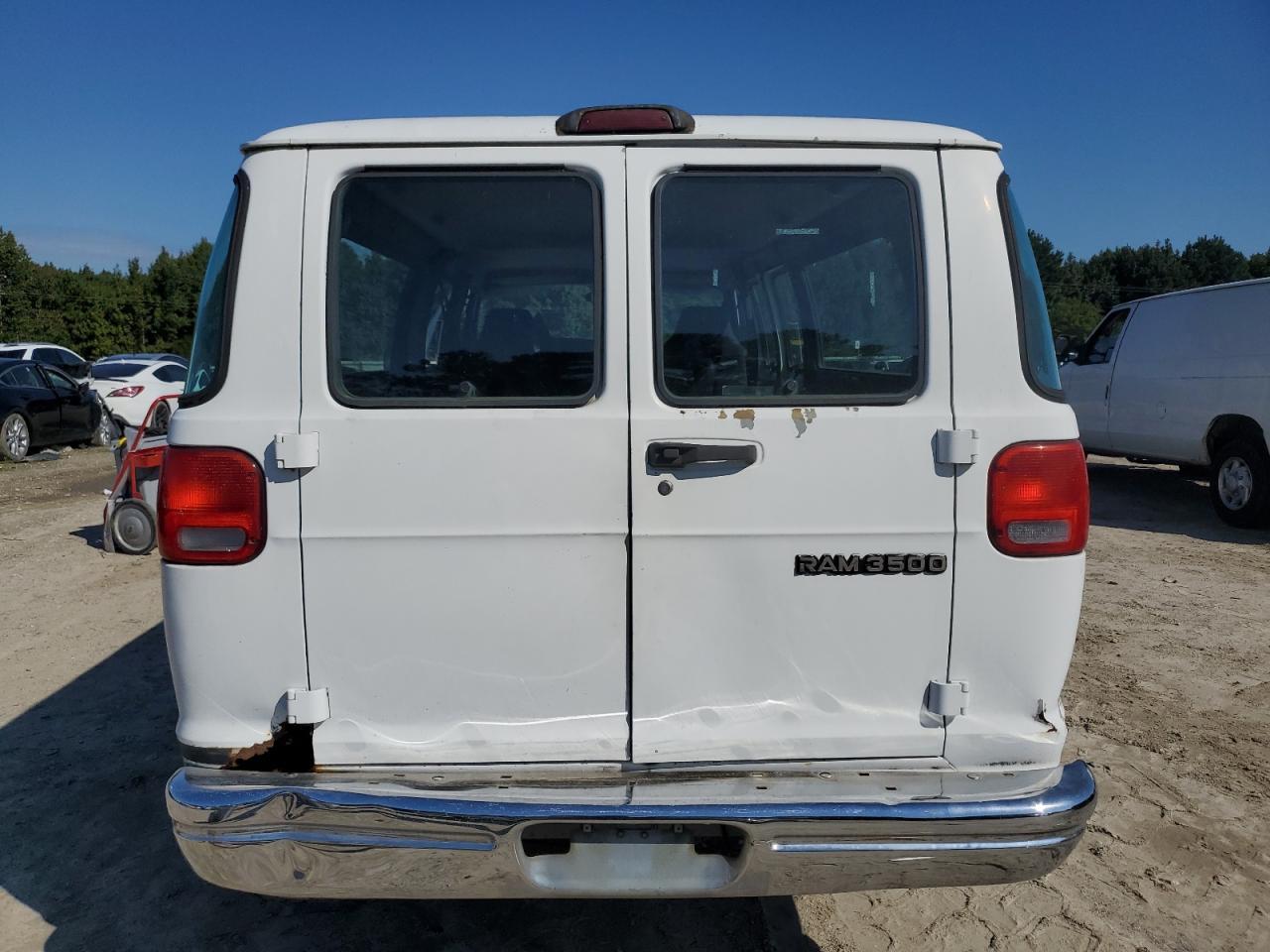 2002 Dodge Ram Wagon B3500 - Image 6