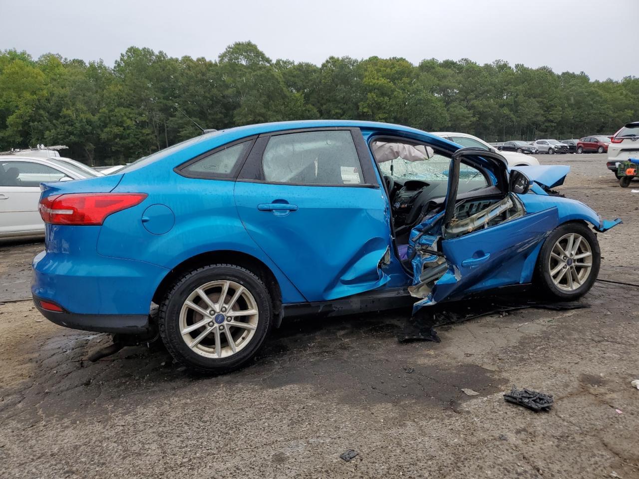 2017 Ford Focus Se - Image 3