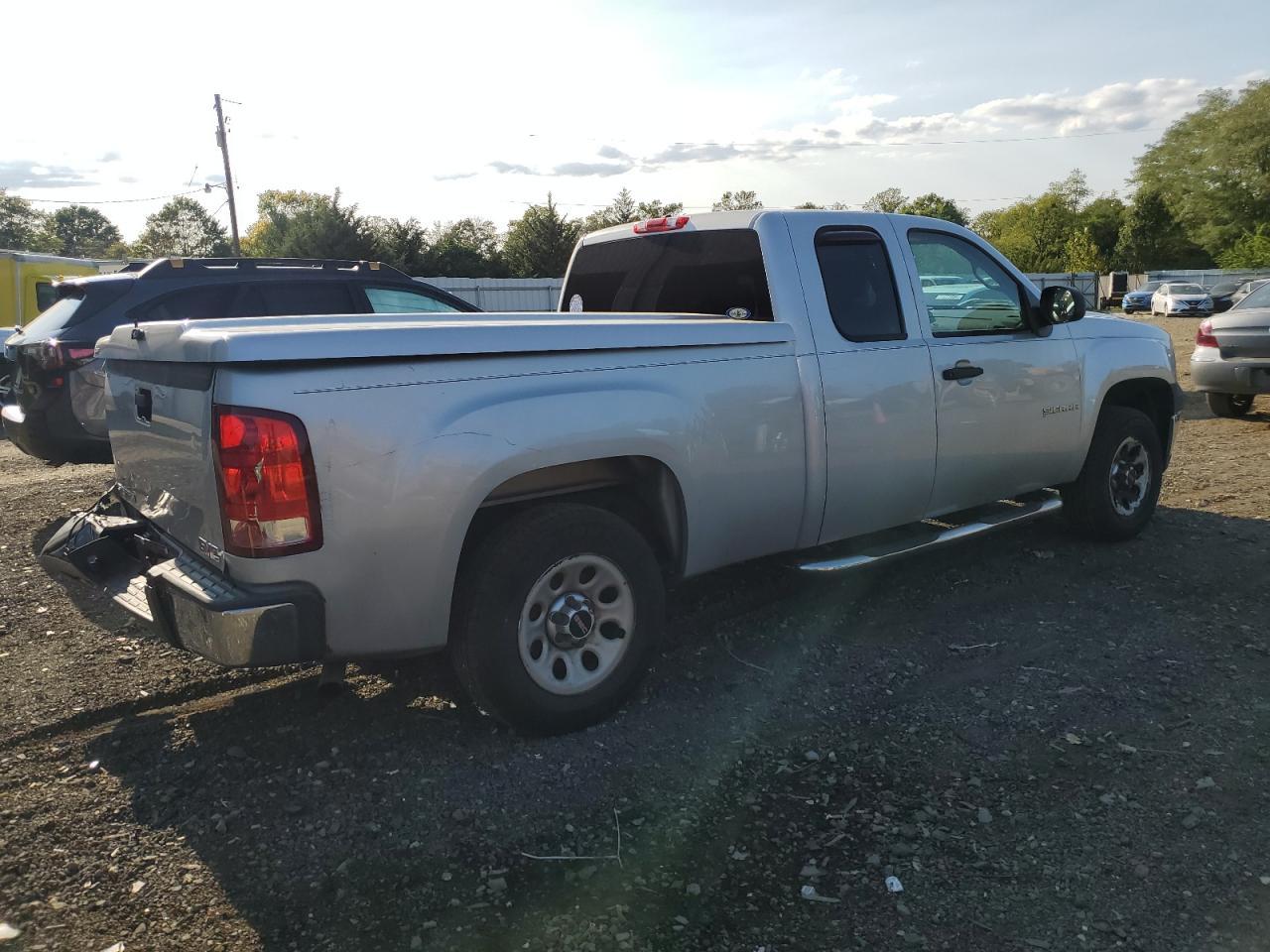 2011 GMC Sierra C1500 - Фото 3