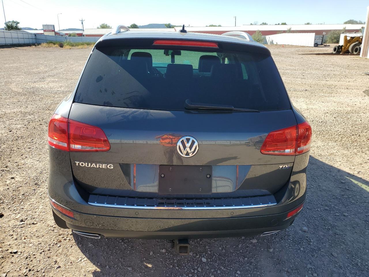 2013 Volkswagen Touareg V6 Tdi - Image 6