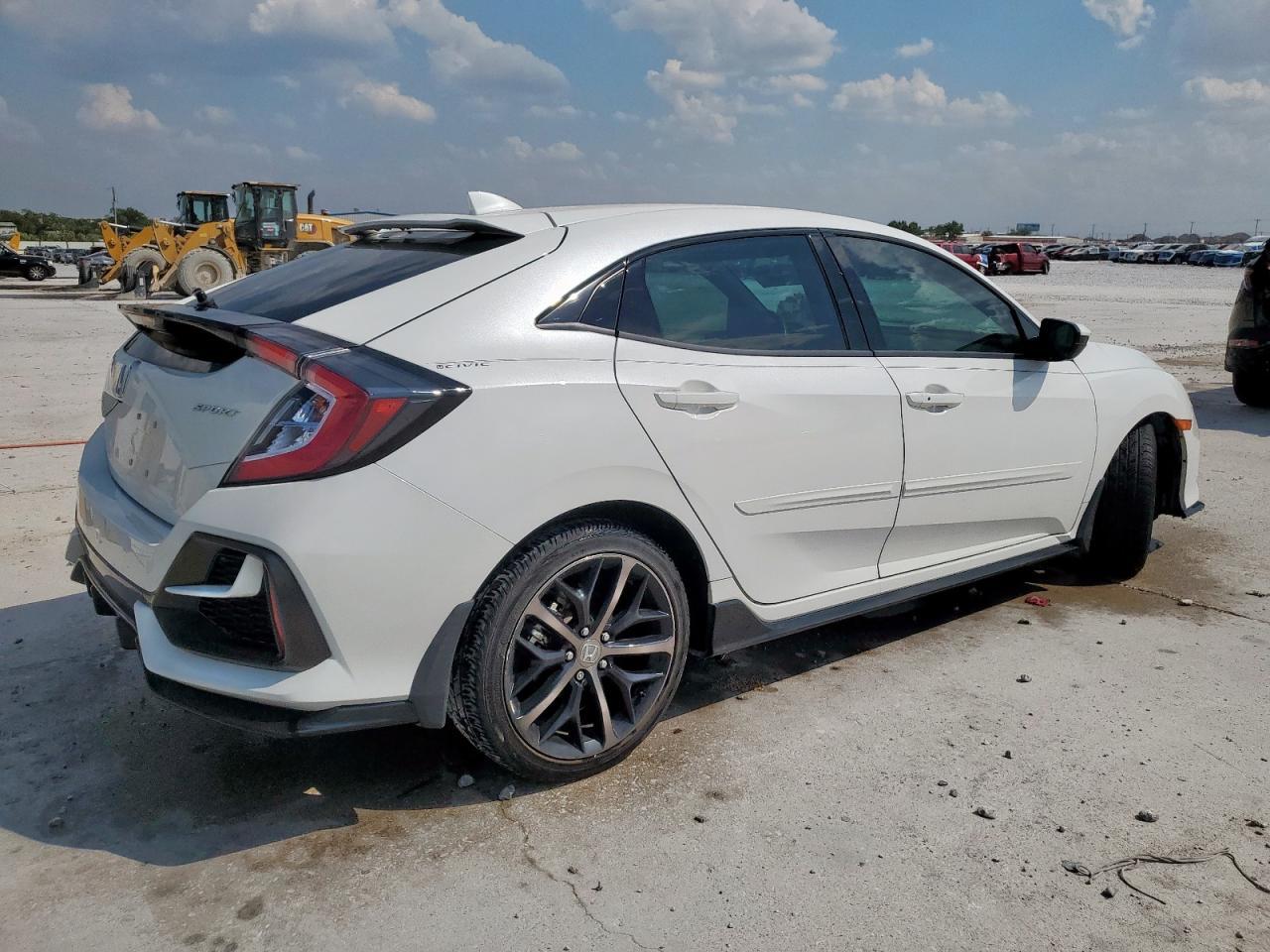 2021 Honda Civic Sport - Фото 3