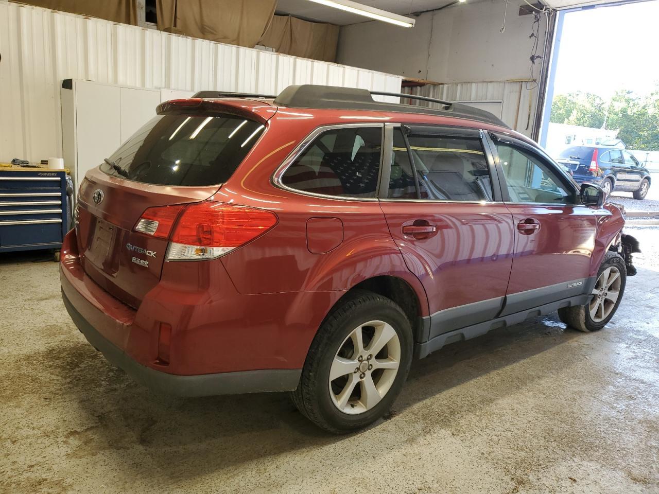 2013 Subaru Outback 2.5I Premium - Фото 3
