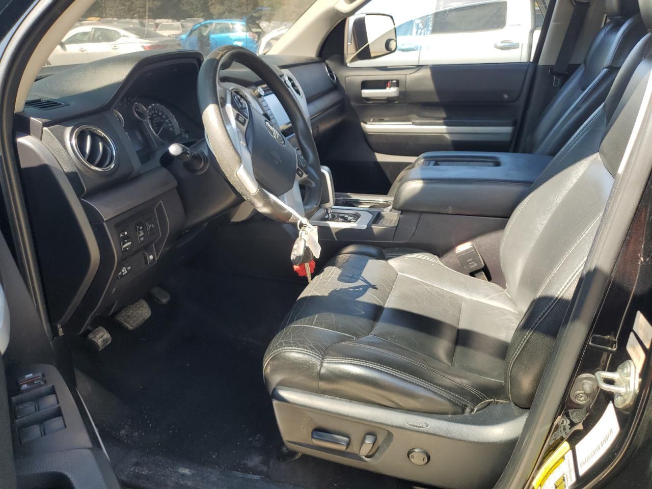 2014 Toyota Tundra Crewmax Sr5 - Image 7