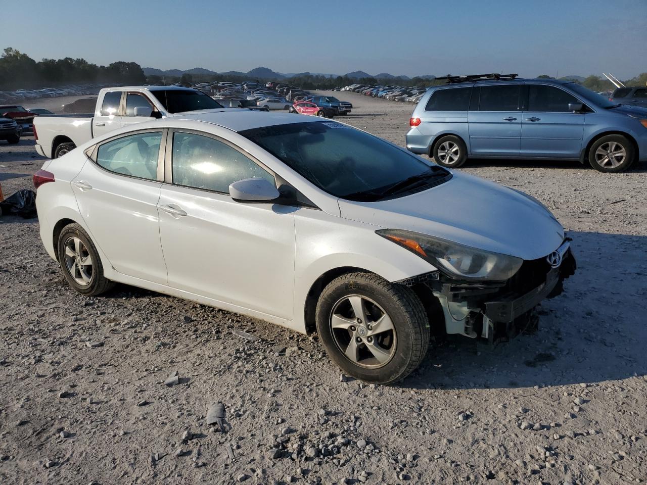 2015 Hyundai Elantra Se - Image 4