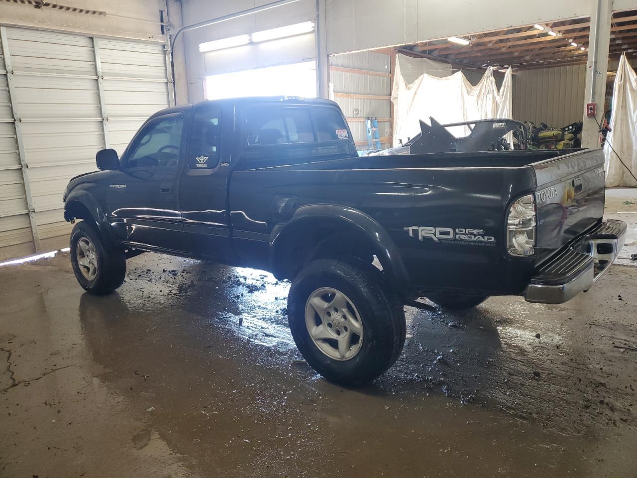 2002 Toyota Tacoma Xtracab - Фото 2