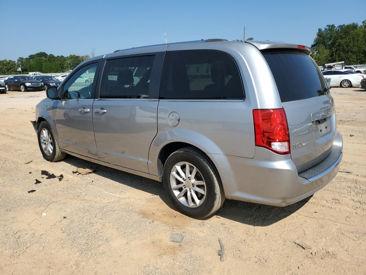 2019 Dodge Grand Caravan Sxt - Фото 2