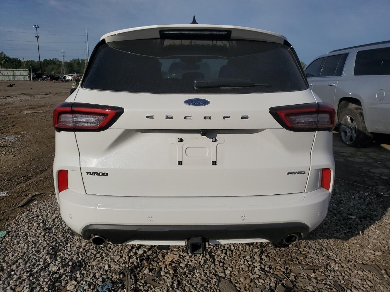 2025 Ford Escape St Line Elite - Image 6