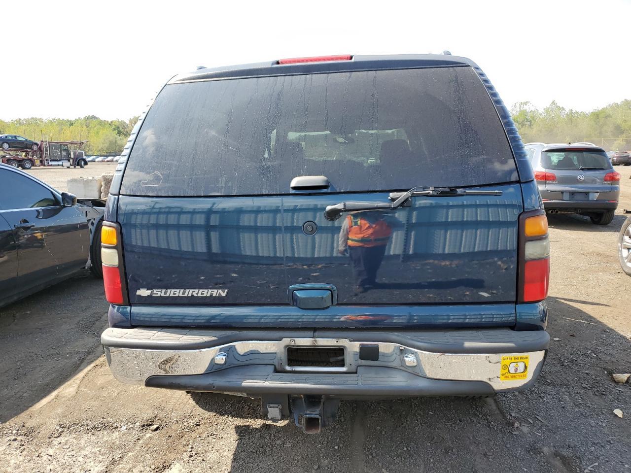 2006 Chevrolet Suburban K2500 - Image 6