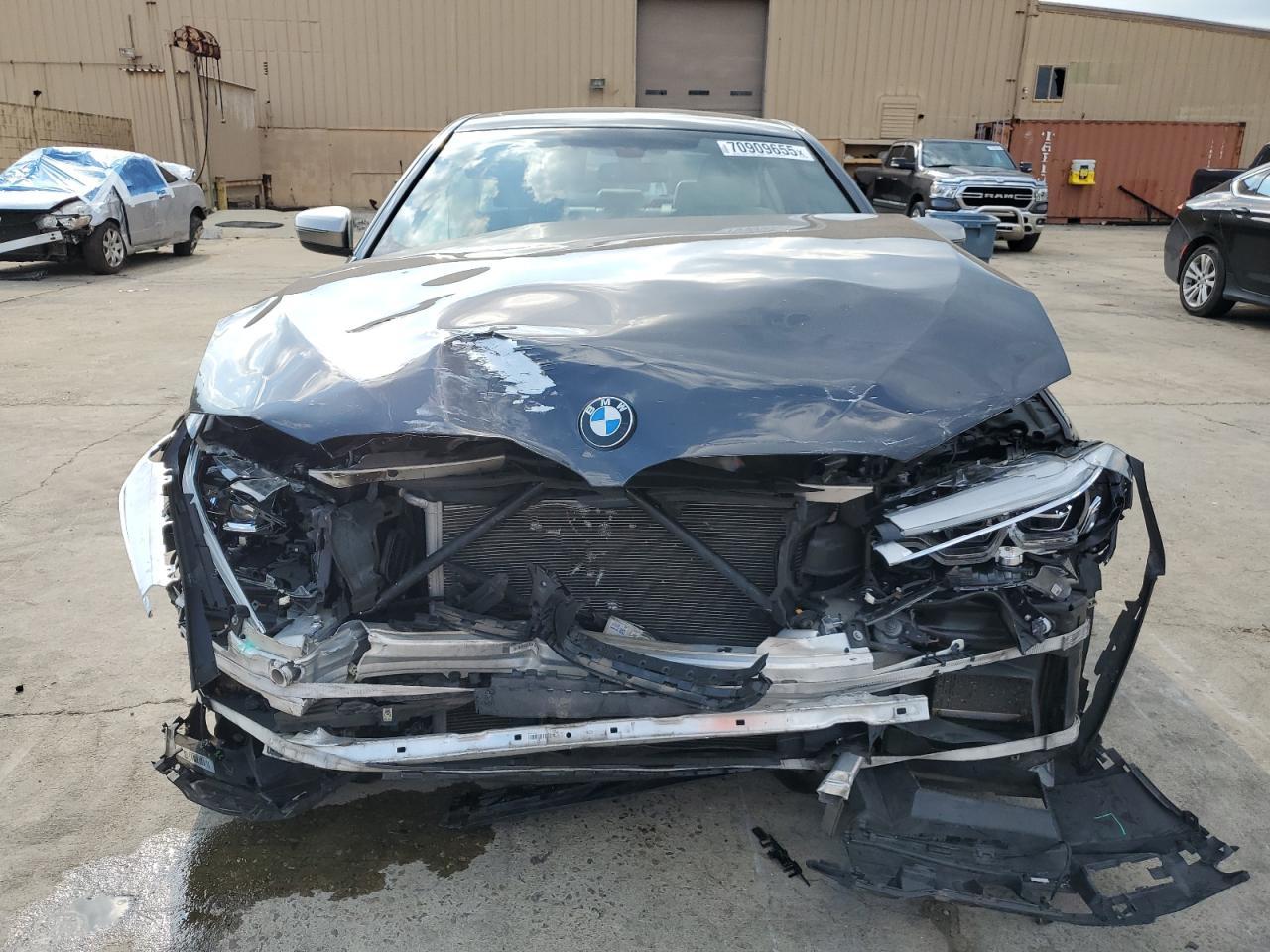 2018 BMW M550Xi - Image 5