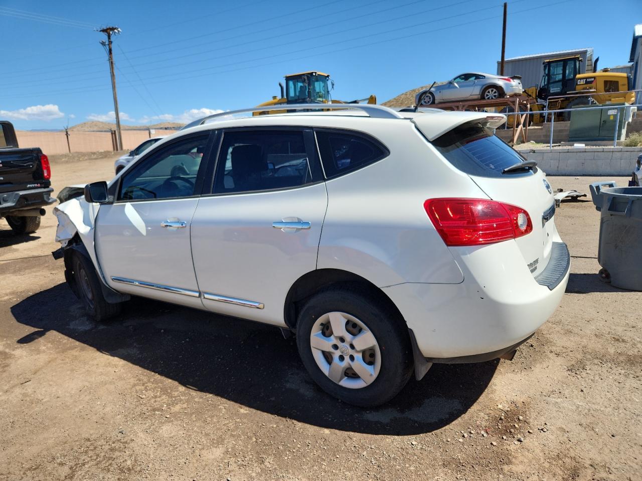 2015 Nissan Rogue Select S - Image 2