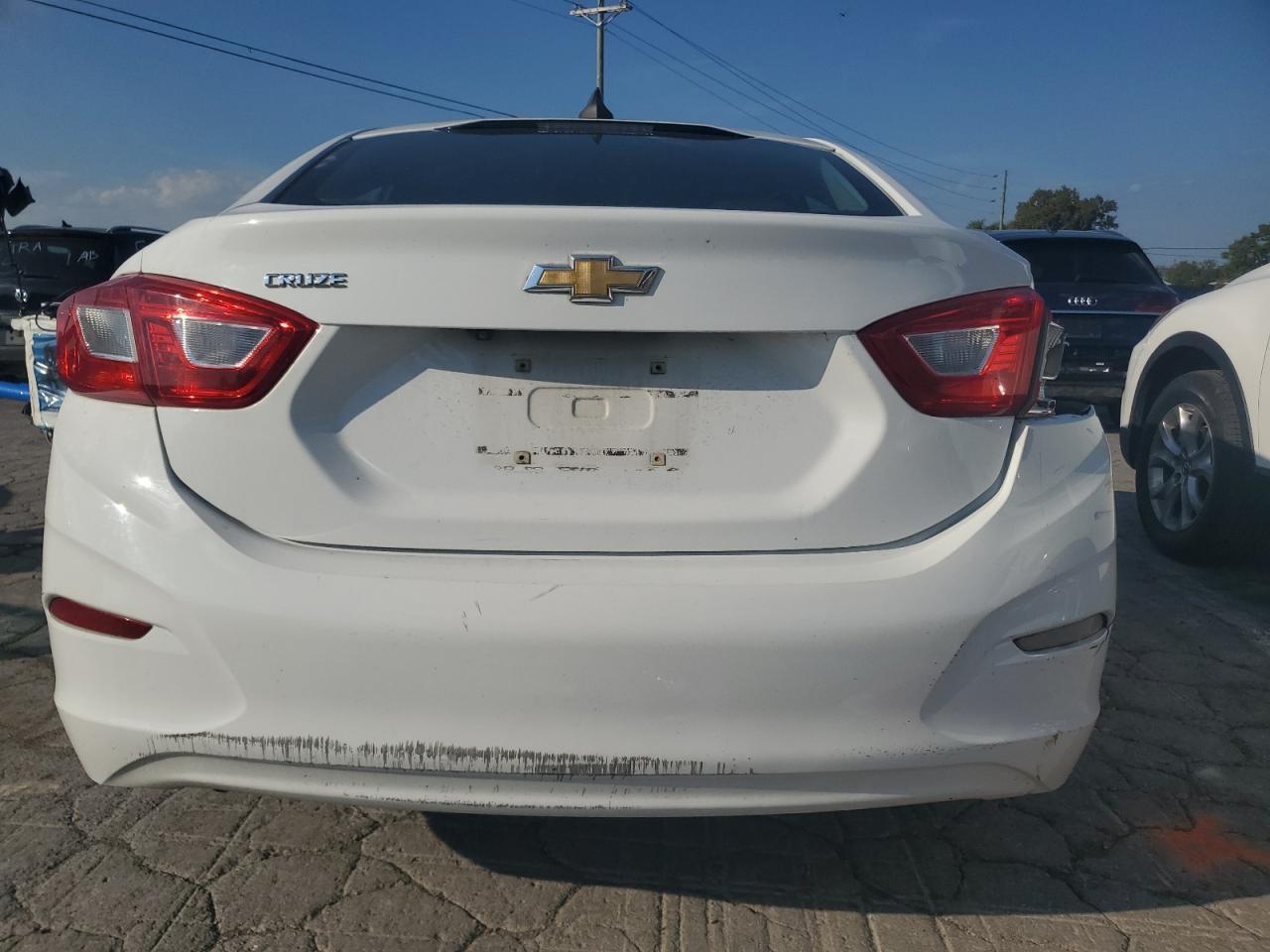 2017 Chevrolet Cruze Ls - Image 6