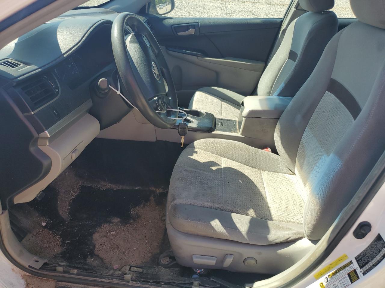 2013 Toyota Camry L - Фото 7