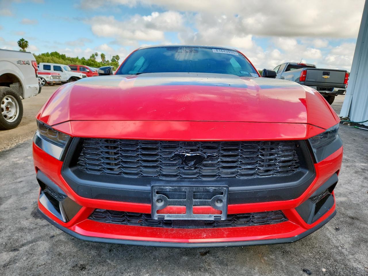2024 Ford Mustang - Фото 5