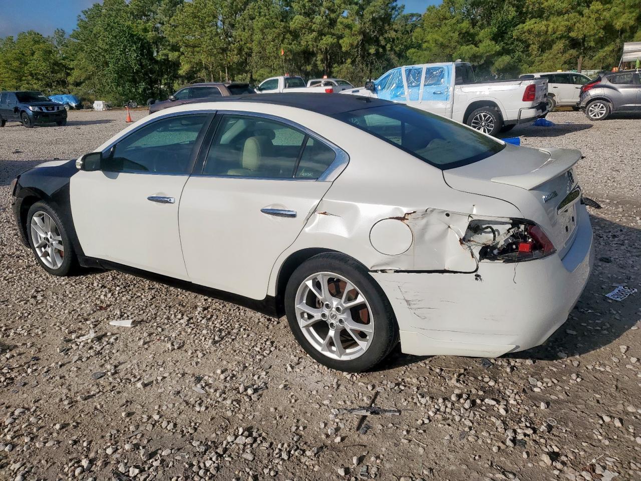 2013 Nissan Maxima S - Фото 2