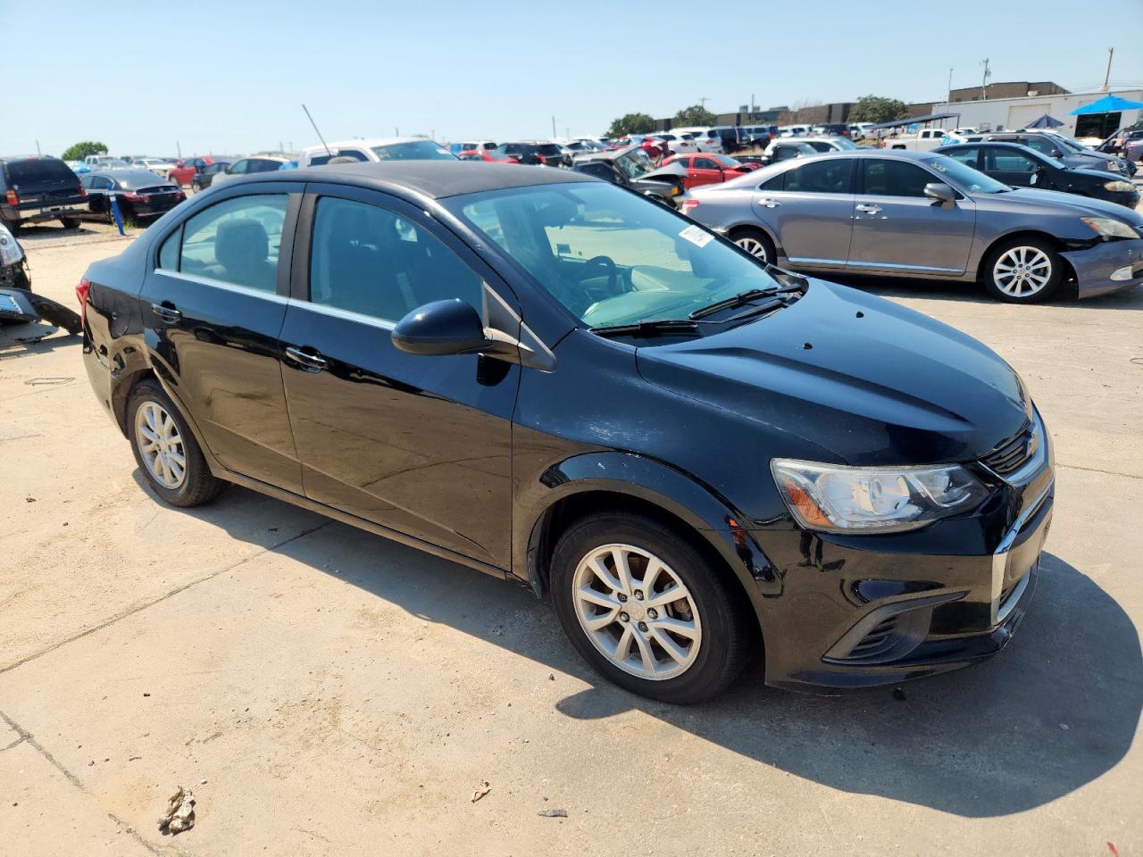 2017 Chevrolet Sonic Lt - Image 4