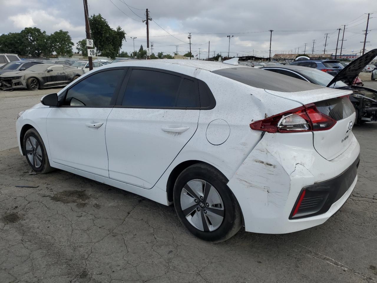 2022 Hyundai Ioniq Blue - Фото 2