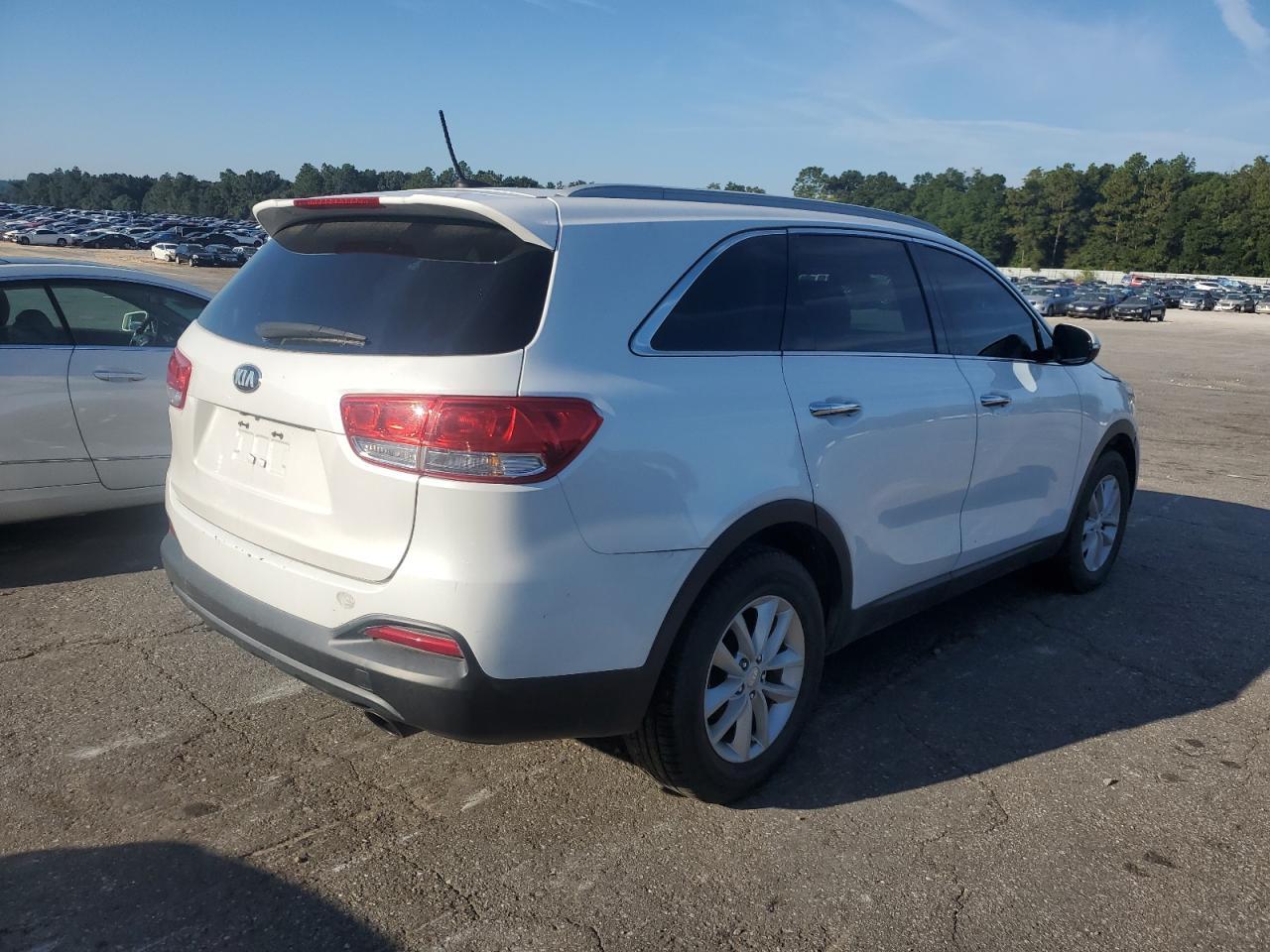 2017 Kia Sorento Lx - Фото 3