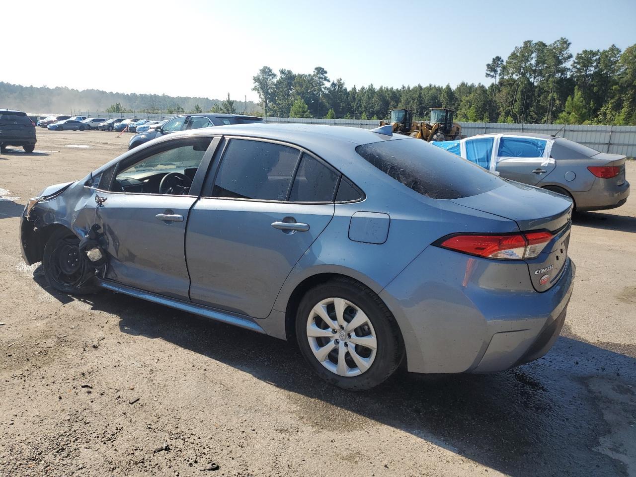 2023 Toyota Corolla Le - Image 2