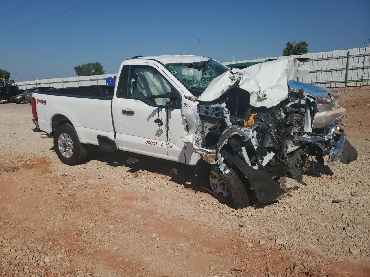 2024 Ford F250 Super Duty - Фото 4