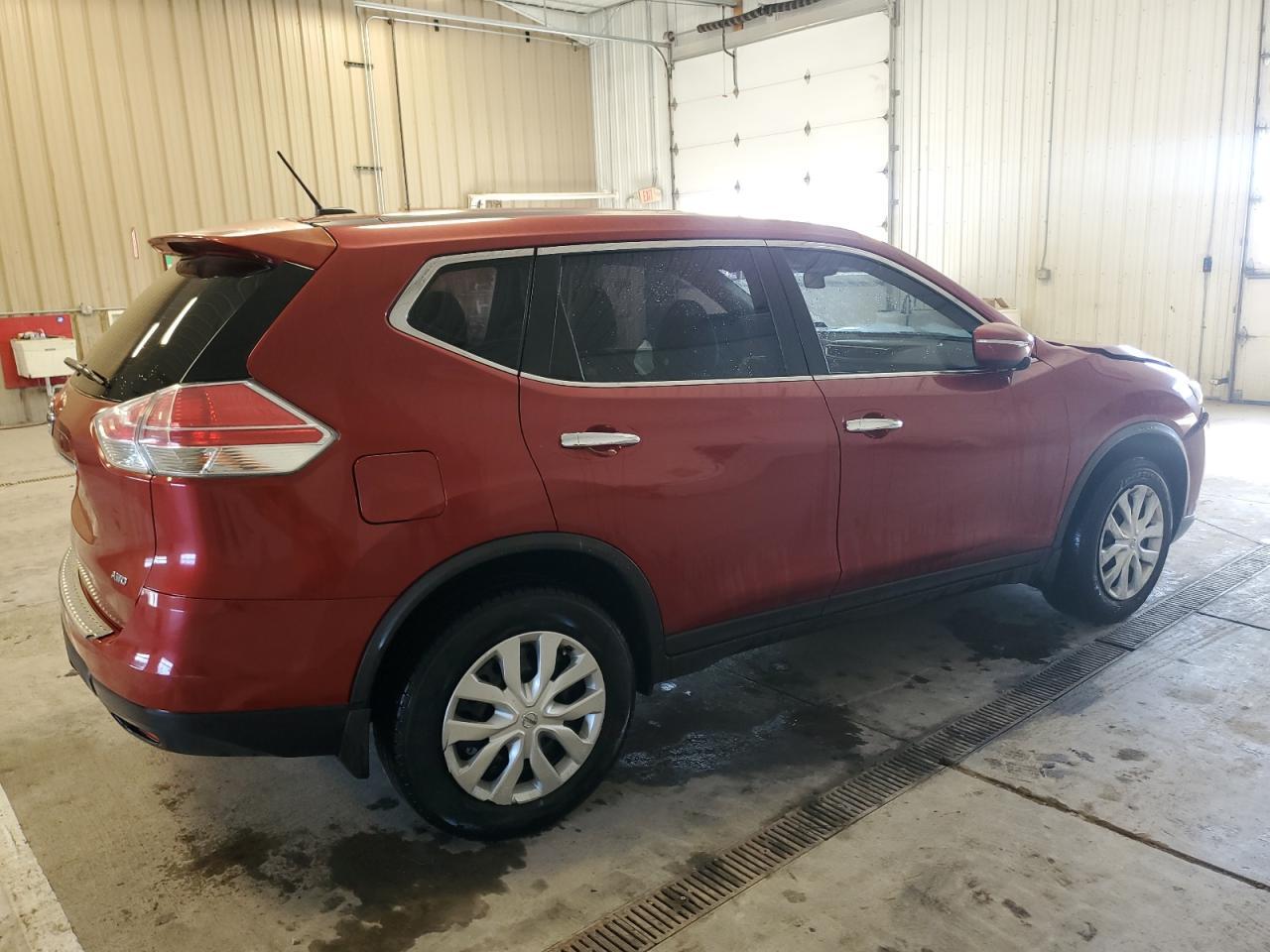 2015 Nissan Rogue S - Image 3