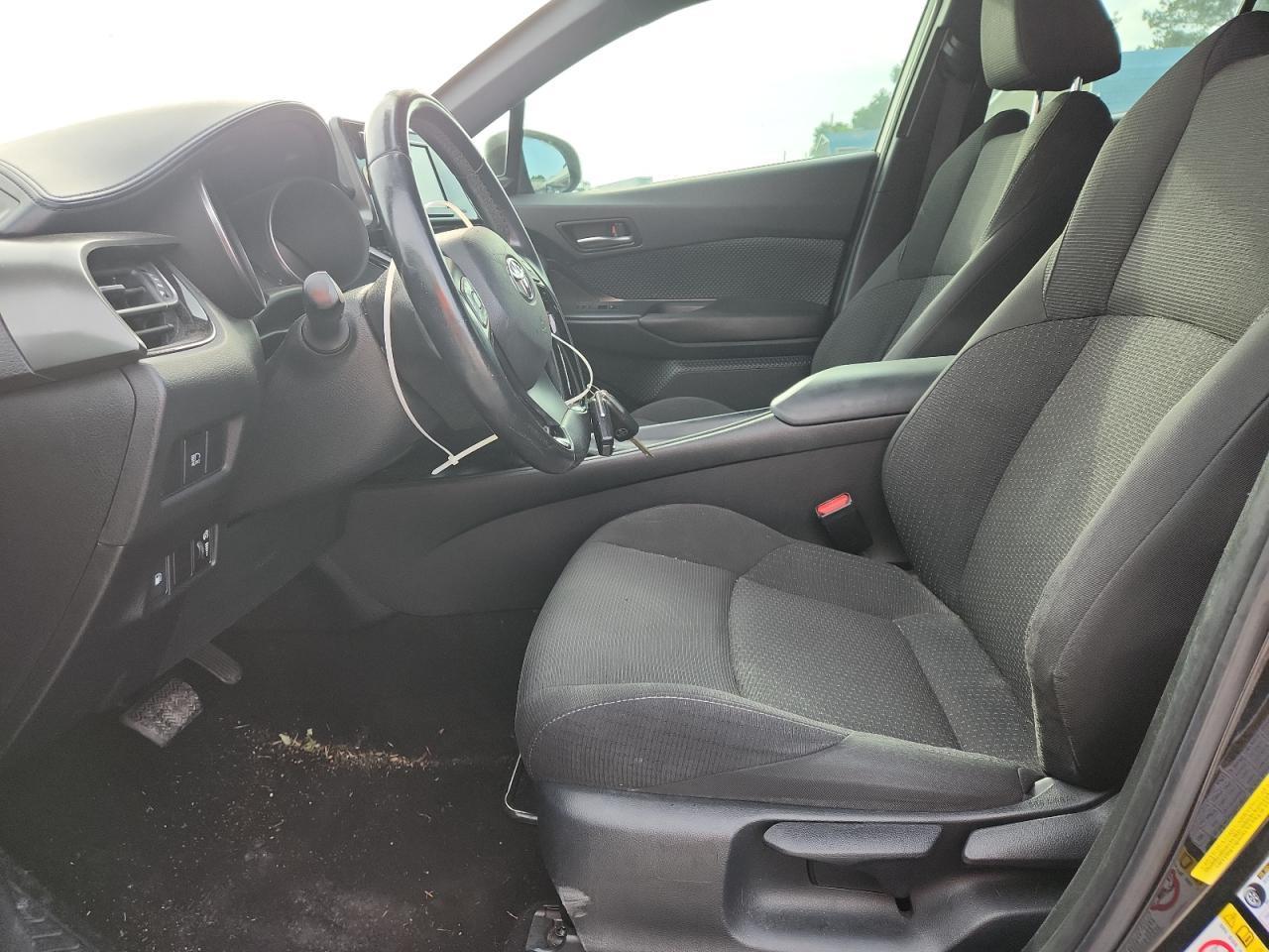 2018 Toyota C-Hr Xle - Image 7
