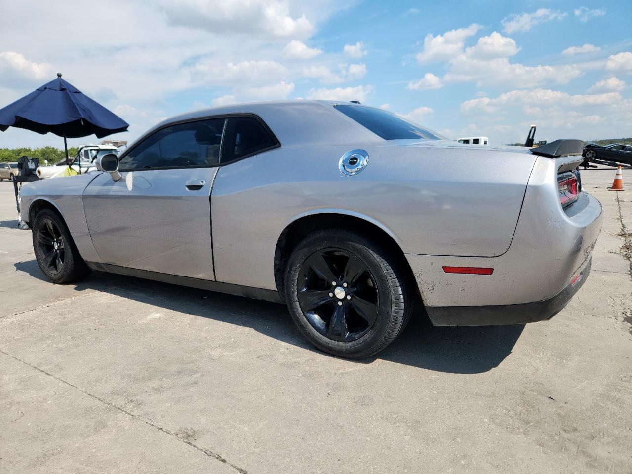2015 Dodge Challenger Sxt - Фото 2
