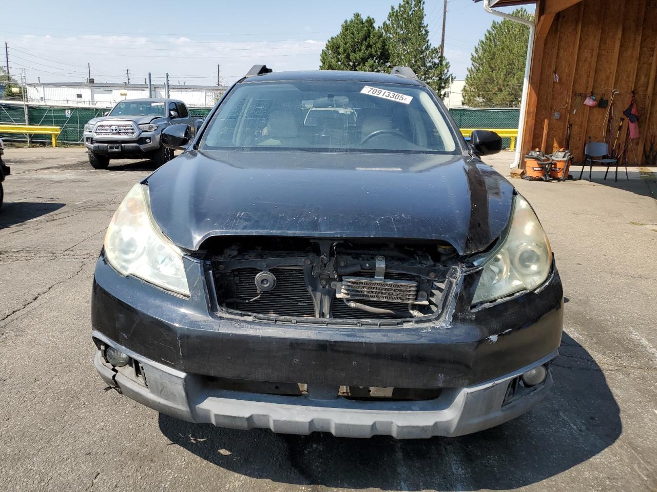 2010 Subaru Outback 2.5I Premium - Image 5