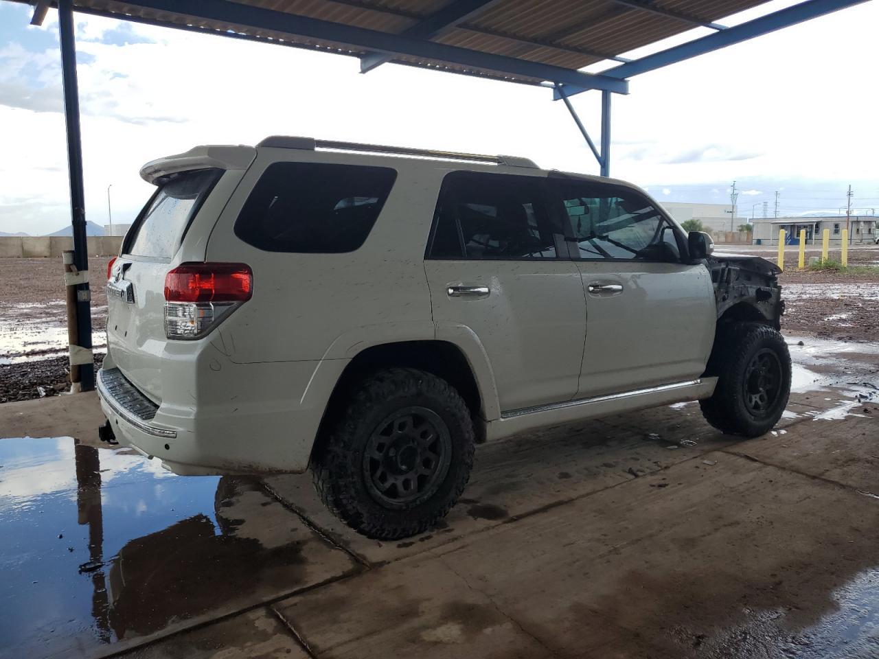 2011 Toyota 4Runner Sr5 - Image 3
