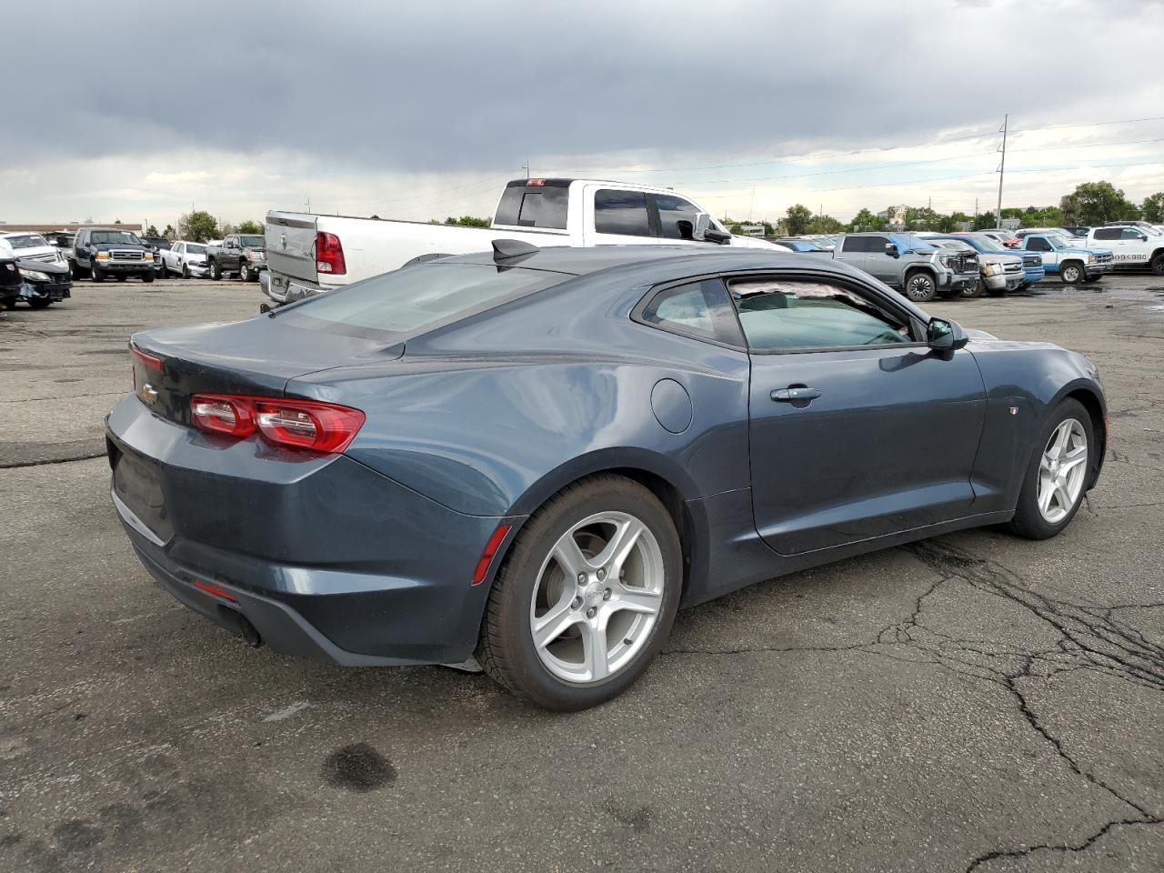 2020 Chevrolet Camaro Lt - Image 3