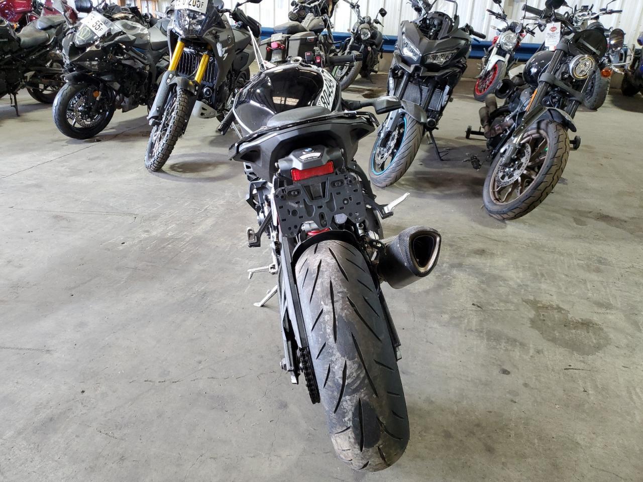 2024 BMW S 1000 Rr - Image 4