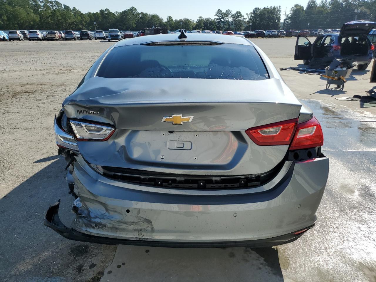 2025 Chevrolet Malibu Ls - Image 6