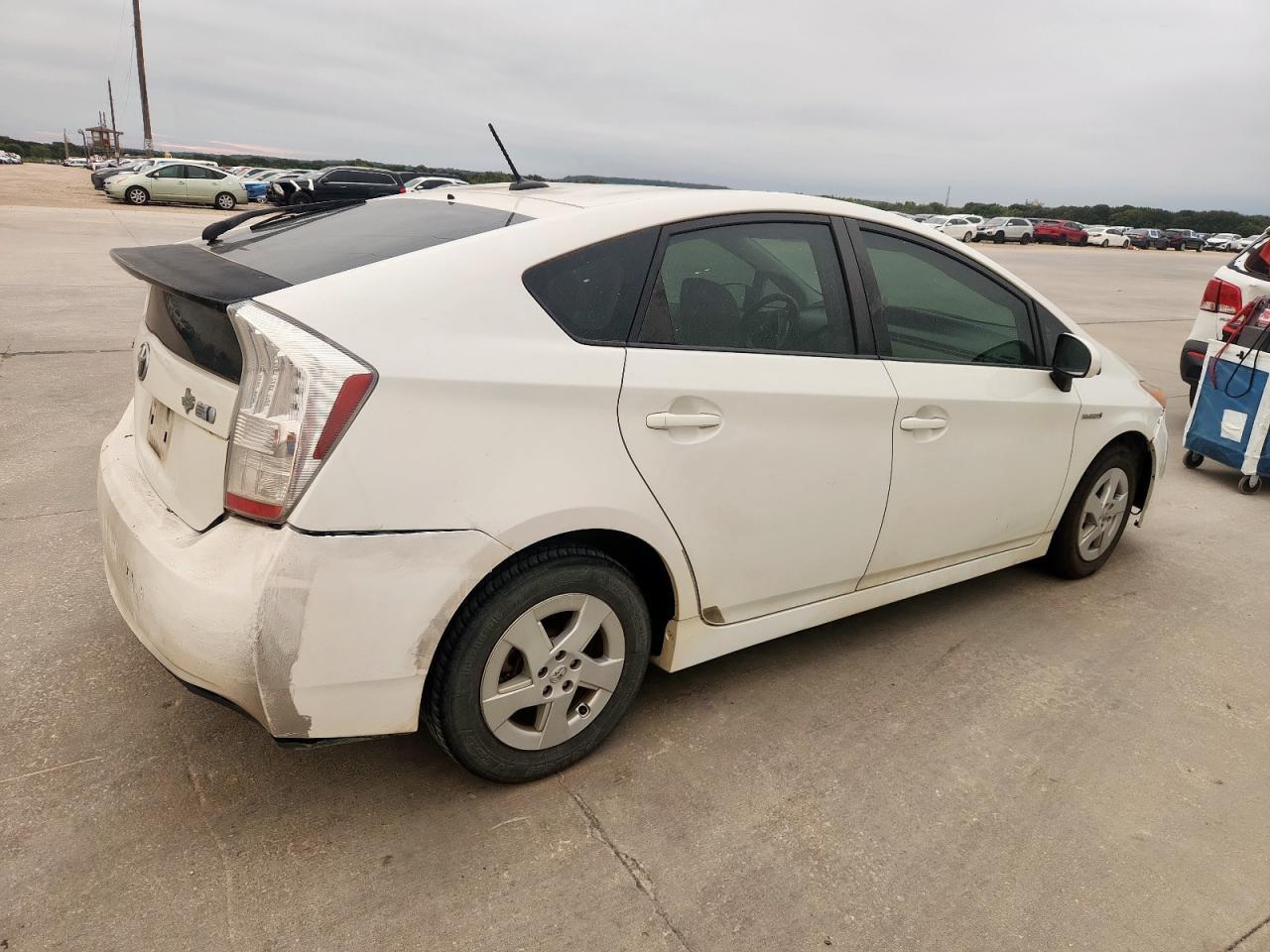 2011 Toyota Prius Two - Image 3