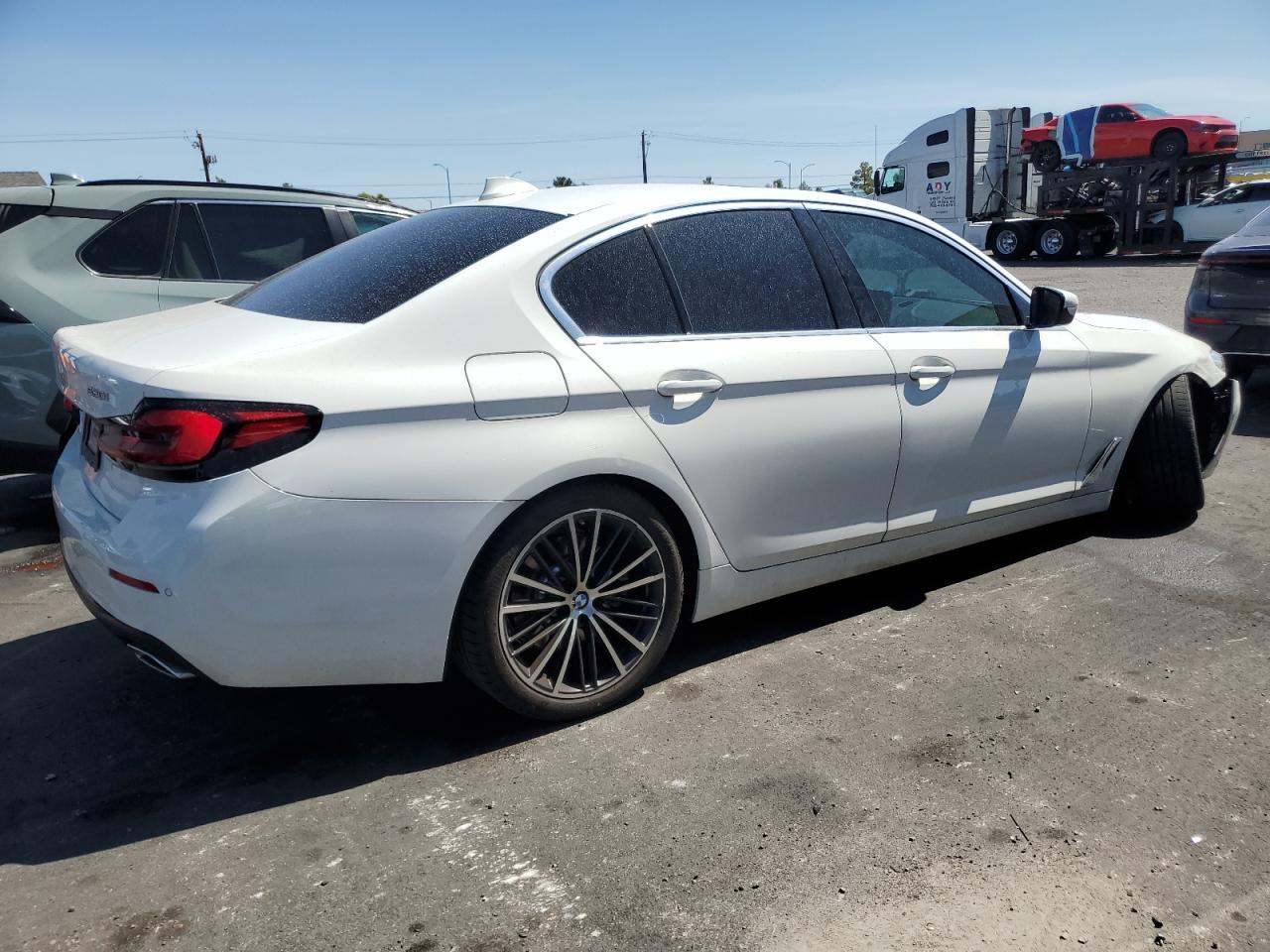 2021 BMW 530 I - Фото 3