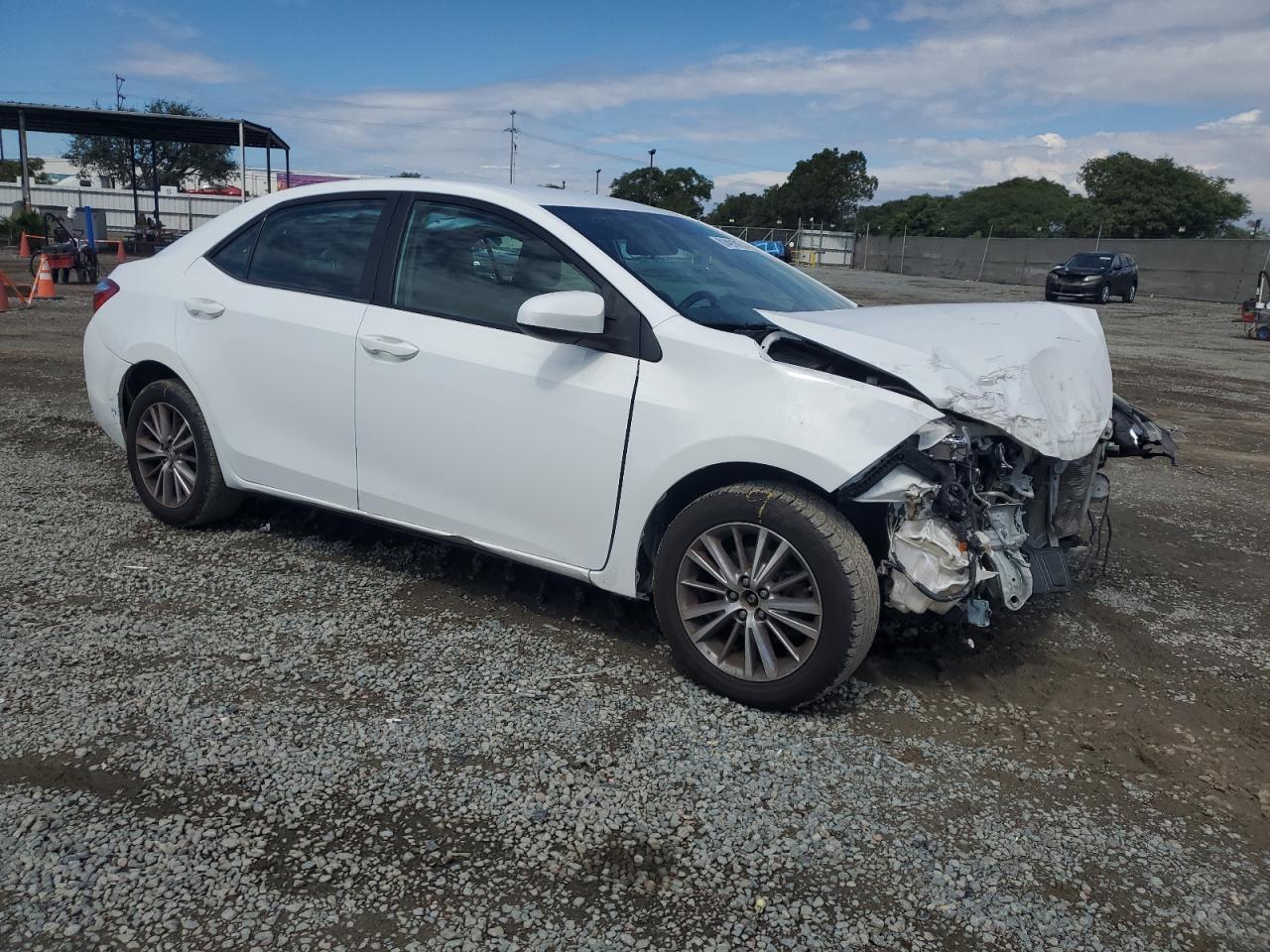 2015 Toyota Corolla L - Фото 4