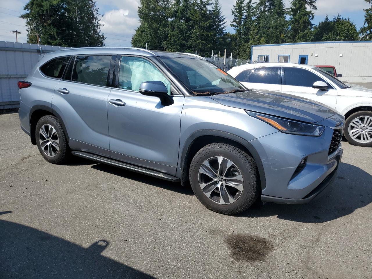 2021 Toyota Highlander Xle - Фото 4