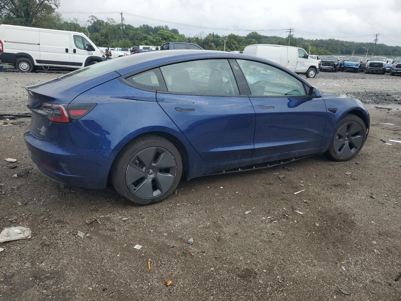 2021 Tesla Model 3 - Image 3