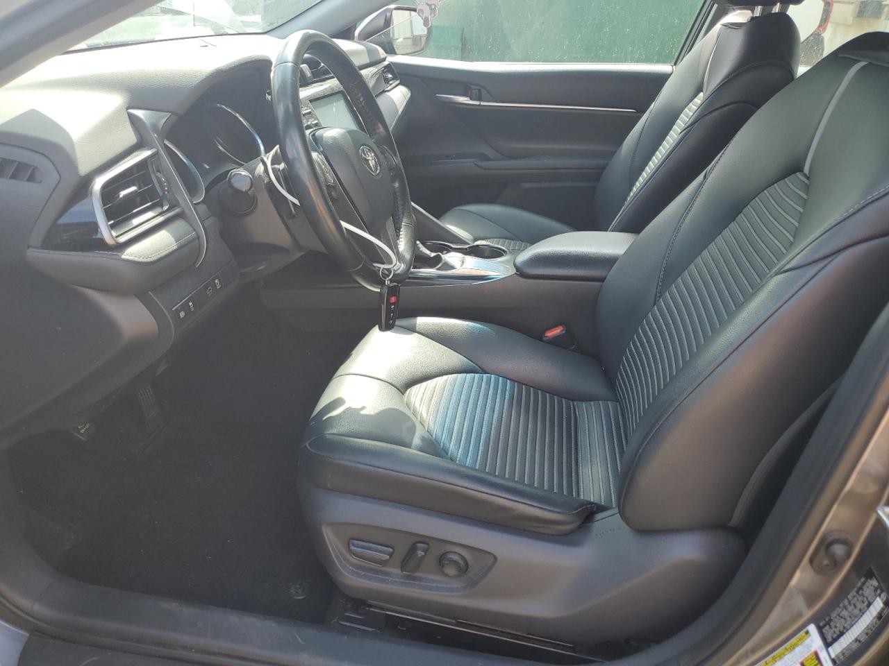 2019 Toyota Camry L - Фото 7