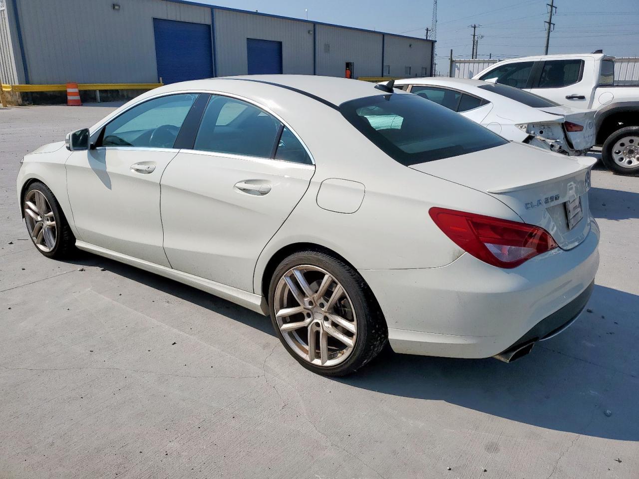 2014 Mercedes-Benz Cla 250 4Matic - Фото 2