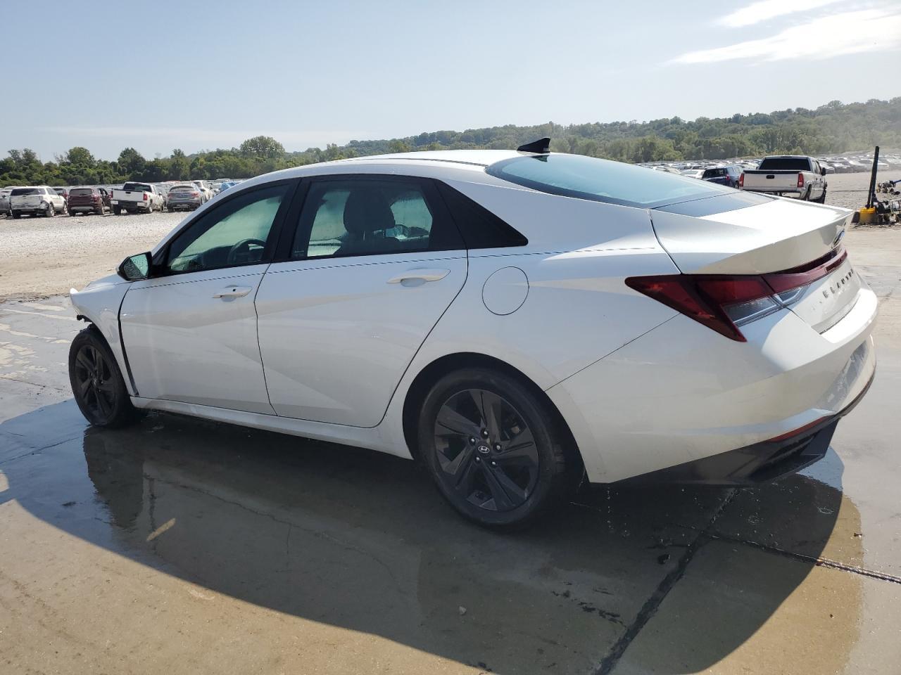 2021 Hyundai Elantra Sel - Image 2