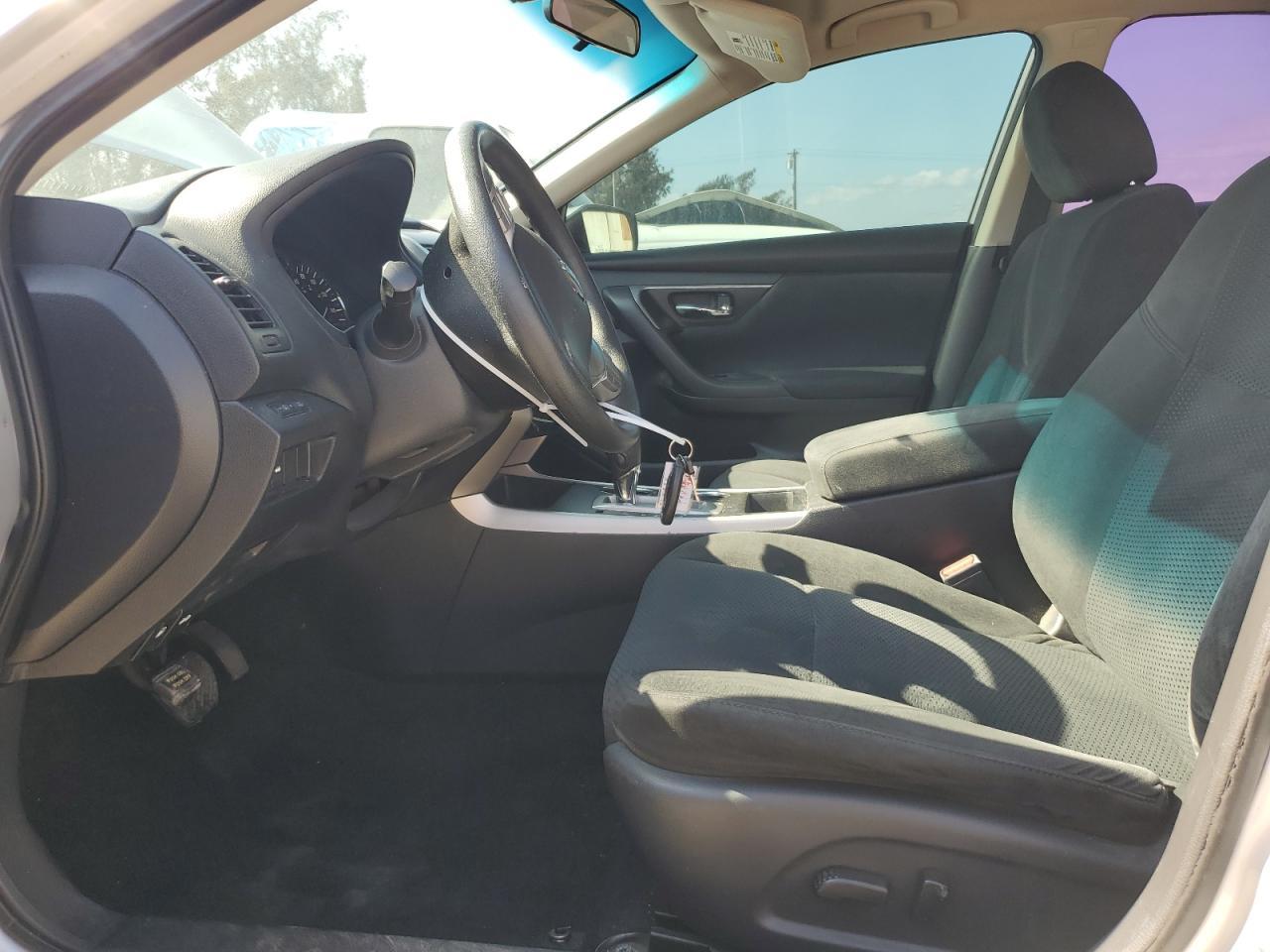 2015 Nissan Altima 2.5 - Image 7