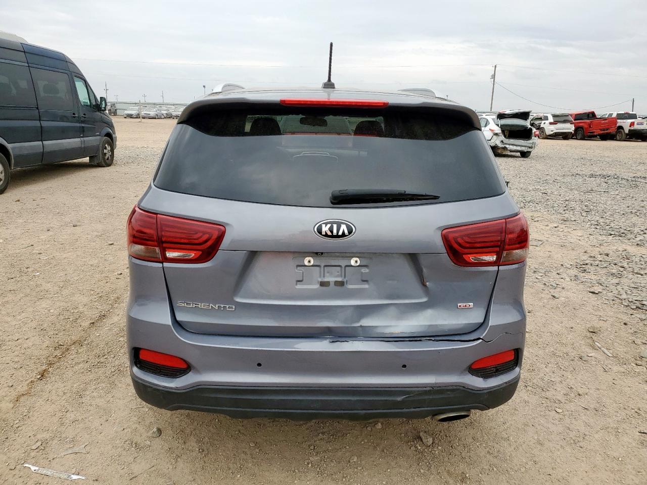 2020 Kia Sorento L - Фото 6