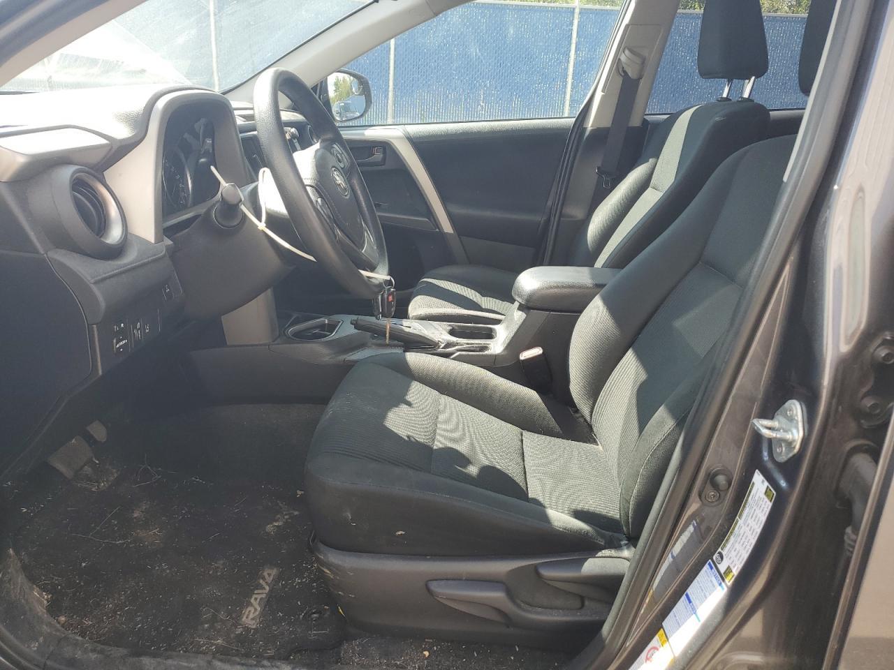 2018 Toyota Rav4 Le - Image 7