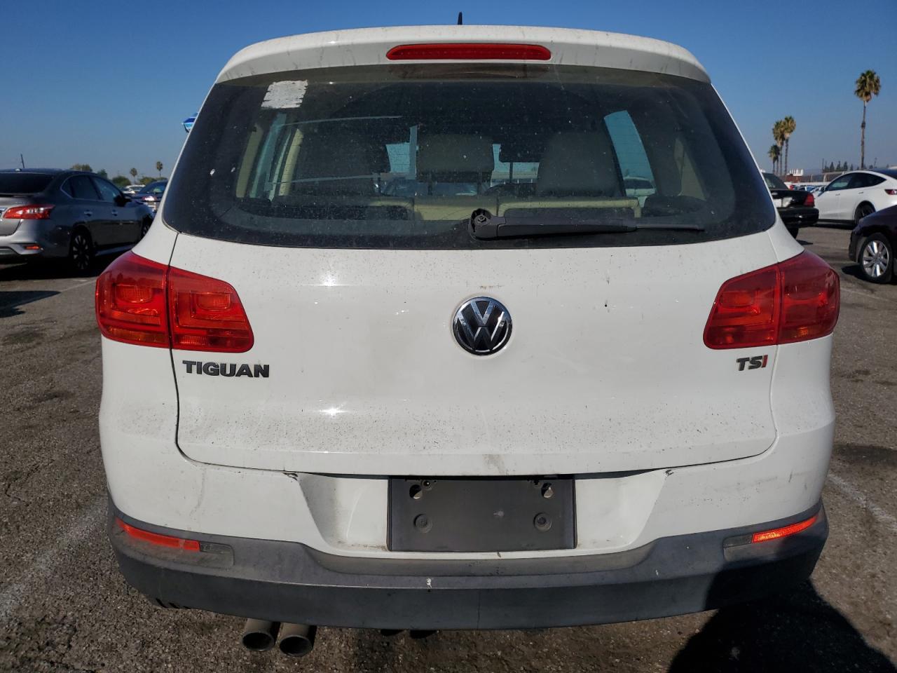 2016 Volkswagen Tiguan S - Image 6
