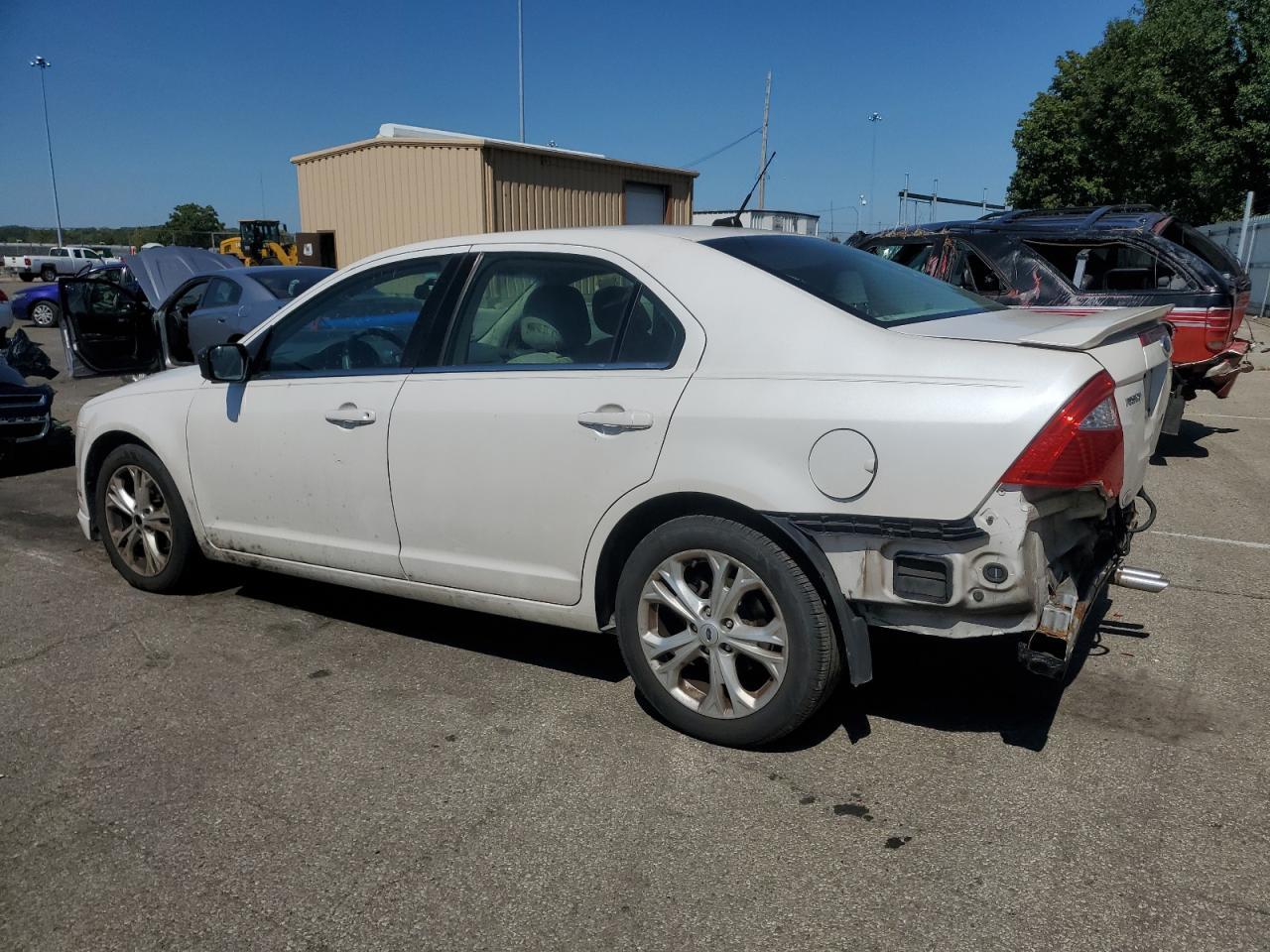 2012 Ford Fusion Se - Фото 2