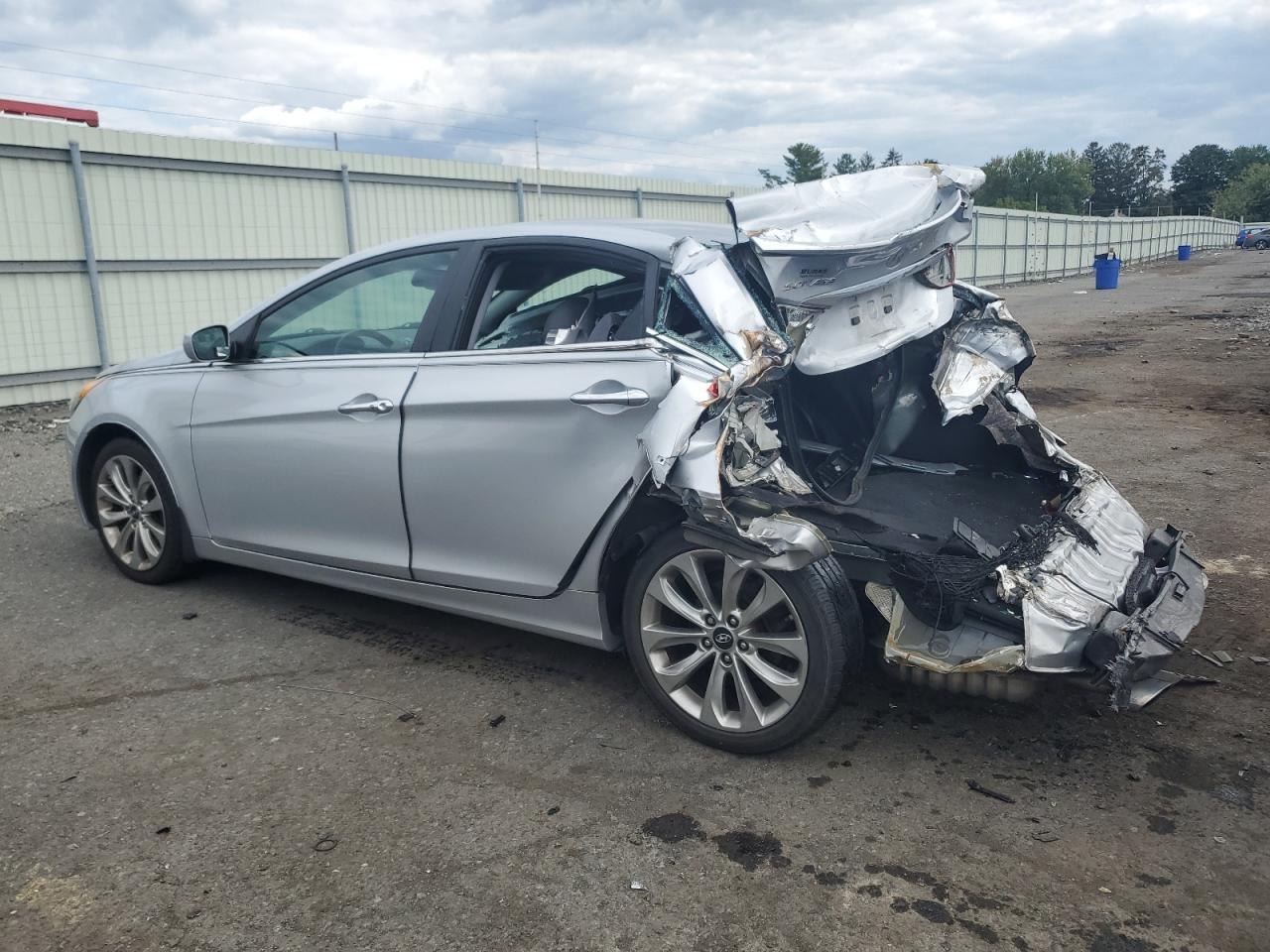 2013 Hyundai Sonata Se - Фото 2