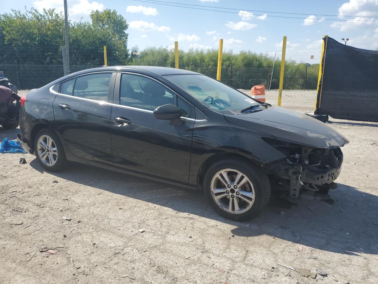 2017 Chevrolet Cruze Lt - Фото 4