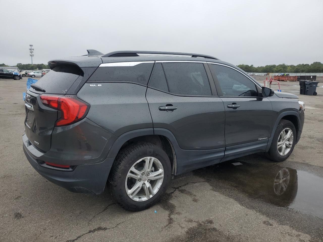 2021 GMC Terrain Sle - Image 3