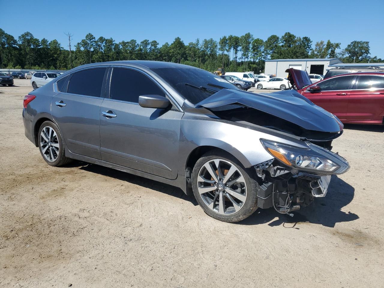 2016 Nissan Altima 2.5 - Фото 4