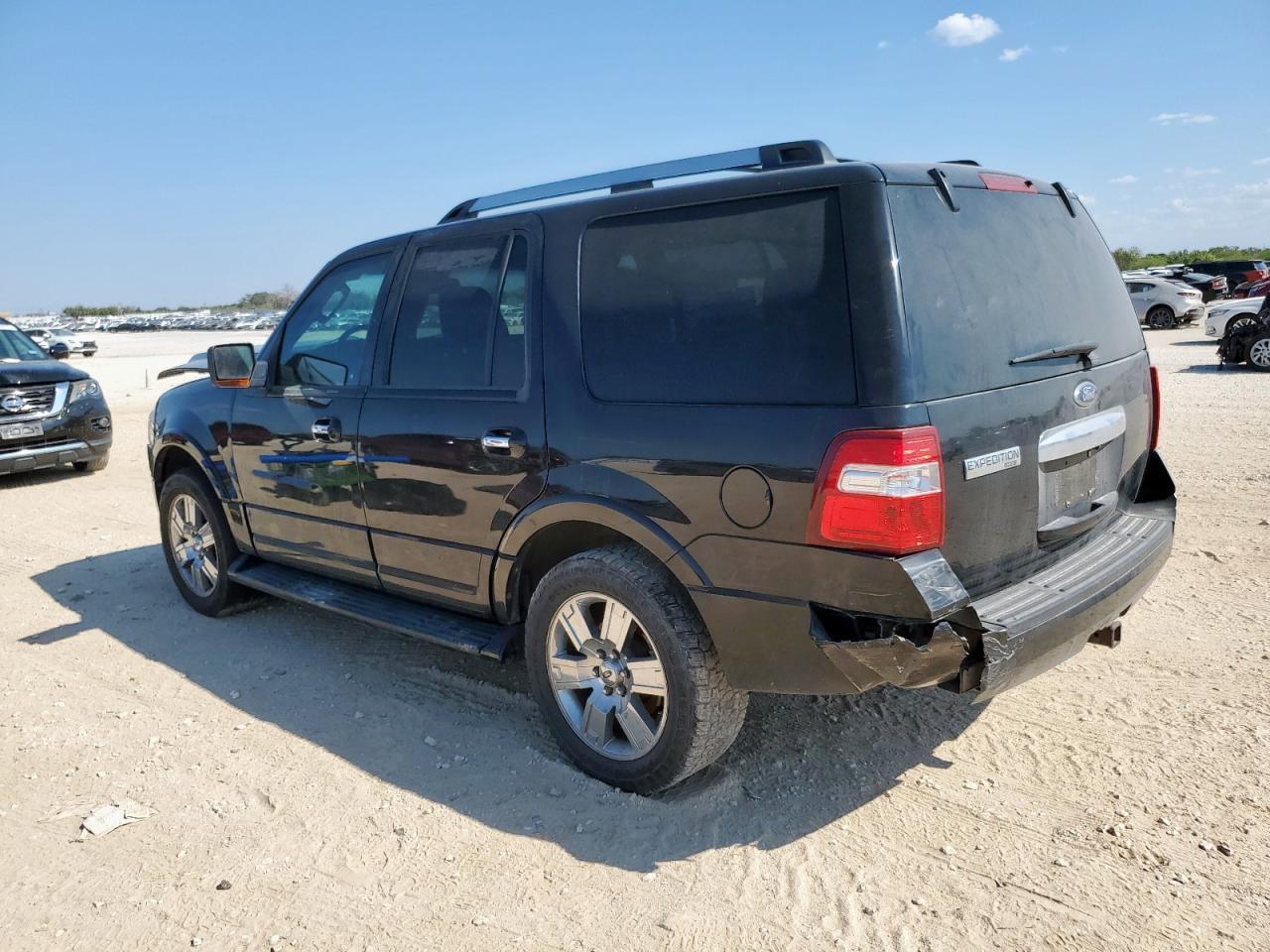 2010 Ford Expedition Limited - Фото 2
