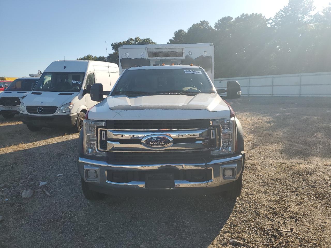 2017 Ford F550 Super Duty - Фото 5